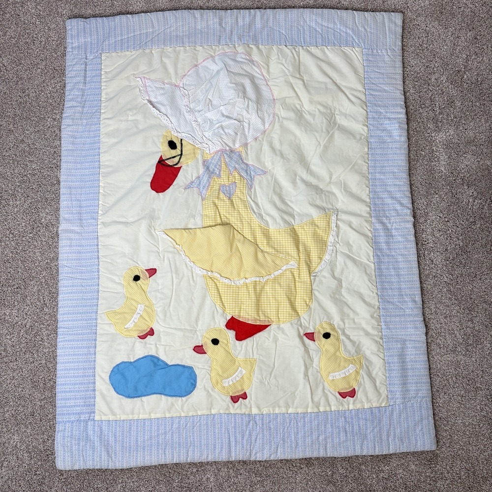 Vtg Handmade Mother‎ Goose Duck & Ducklings Baby Crib Quilt Nursery Blanket